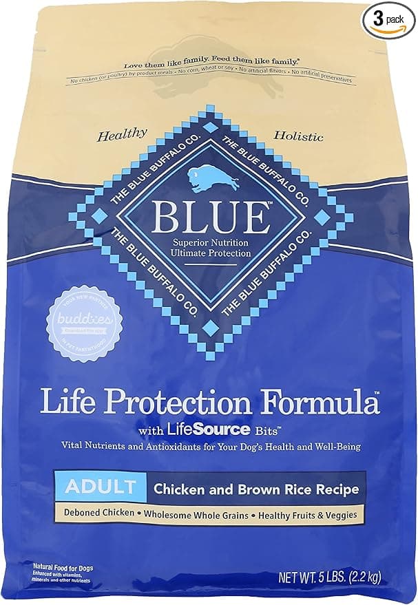 Blue Buffalo - Blue Adult Dry Dog Food Life Protection Formula, Chicken & Brown Rice Recipe, Natural Ingredients, No Artificial Flavors or Preservatives, 5 Pound (Pack of 3)